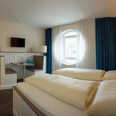 Alter Kreisbahnhof ホテル 3*