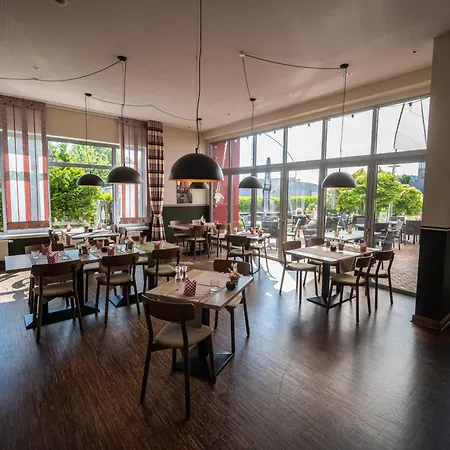 Hotell Alter Kreisbahnhof 3*