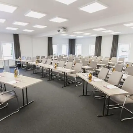 Alter Kreisbahnhof ホテル シュレースヴィヒ