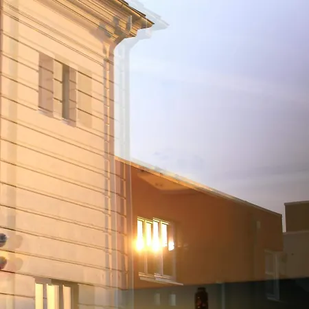 Alter Kreisbahnhof Hotel 3*