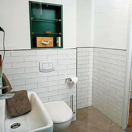 Alter Kreisbahnhof 호텔 3*