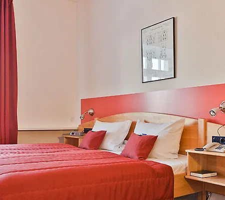 Alter Kreisbahnhof ホテル