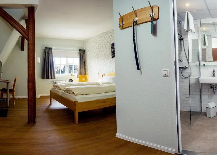 Alter Kreisbahnhof Hotel 3*